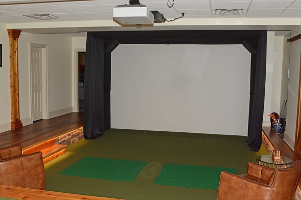 Tucson Indoor Putting Green Simulator