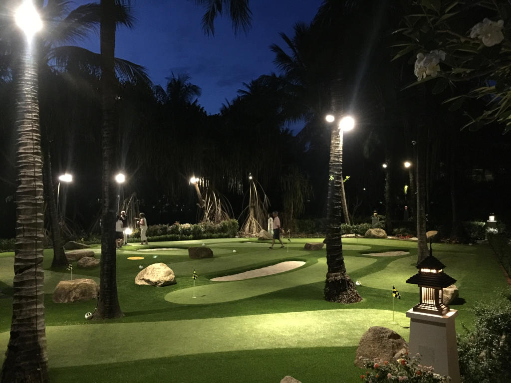 Use themed greens for your Tucson mini golf course.